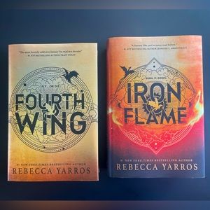 Fourth Wing and Iron Flame Hardback